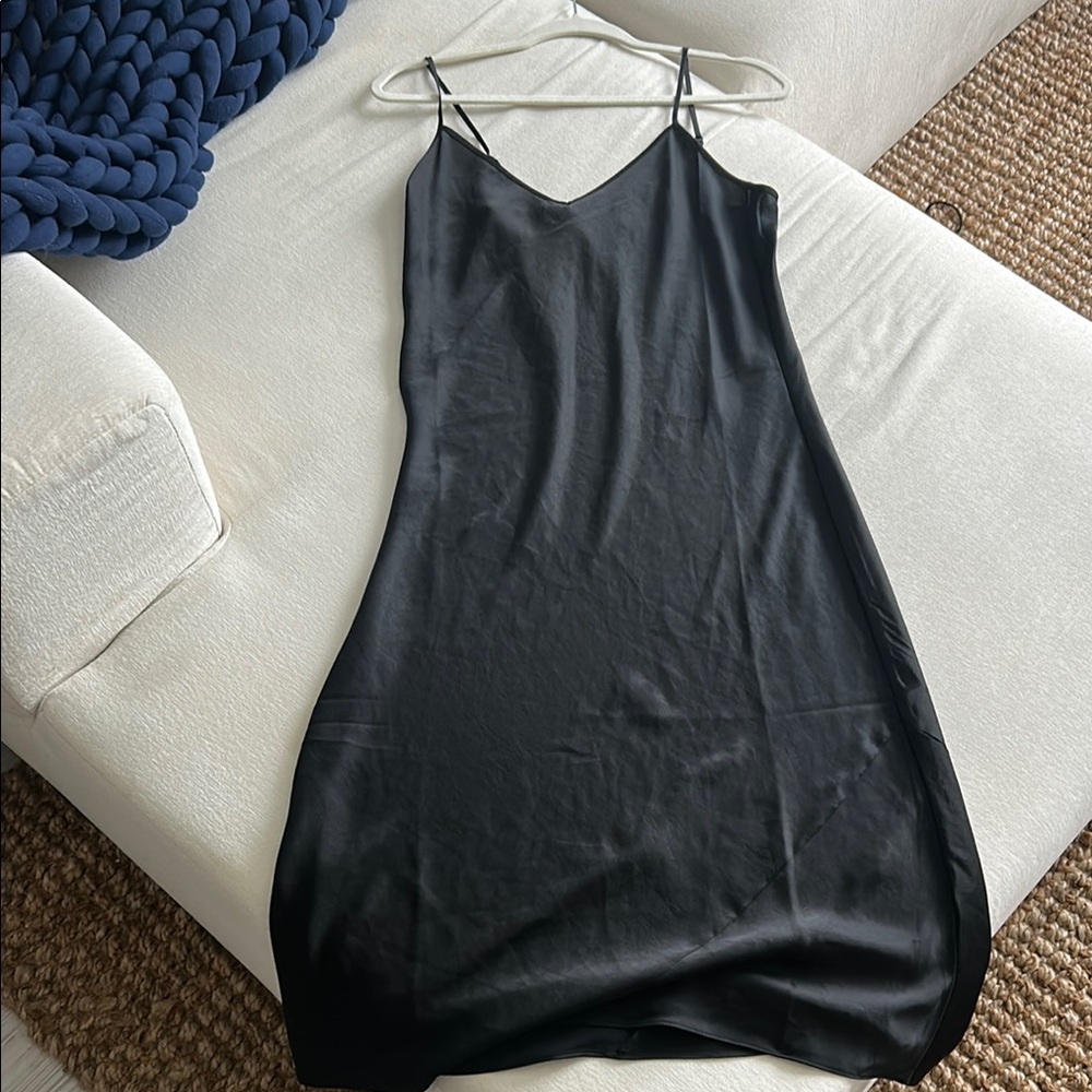 Black Aritzia Wilfred Midi Dress Size Medium